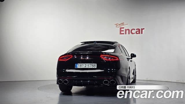 Stinger 2.0 Turbo AWD
