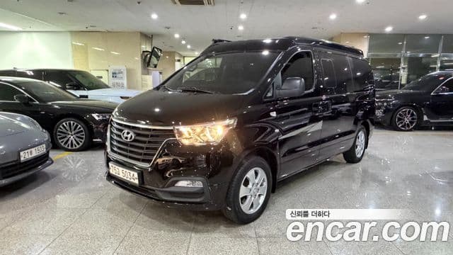 Grand Starex Camper