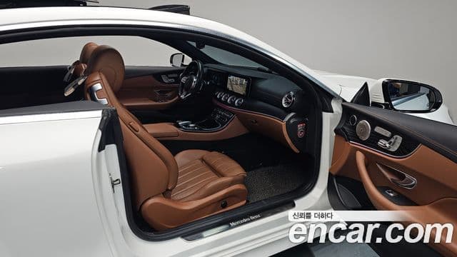 Clasa E E220d Coupé