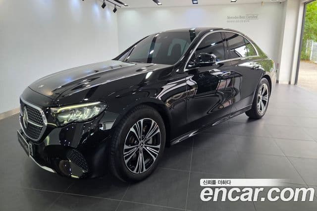 Clasa E E200 Avantgarde