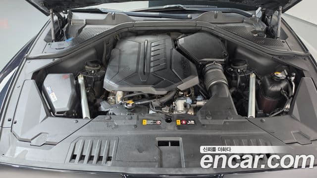 GV80 3.0 Motorină 2WD