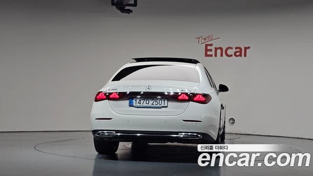 Clasa E E300 4MATIC Exclusive