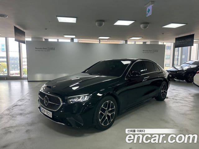 Clasa E E200 Avantgarde