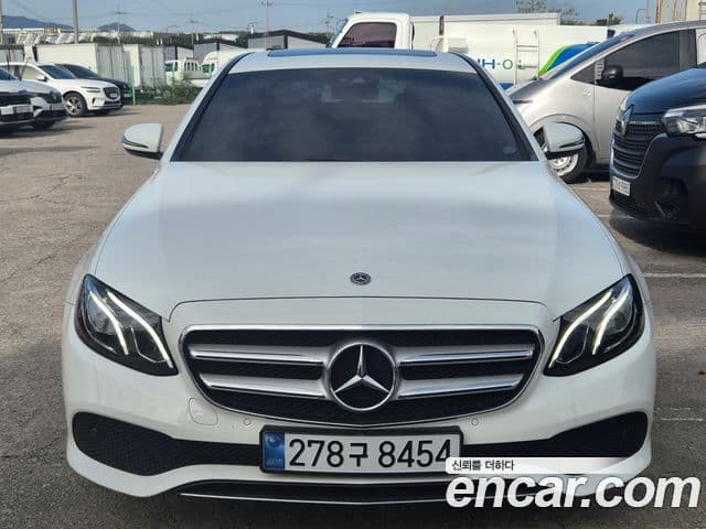 Clasa E E300 Avantgarde