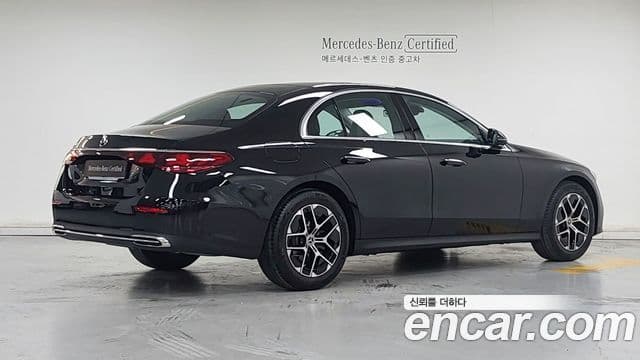 Clasa E E200 Avantgarde