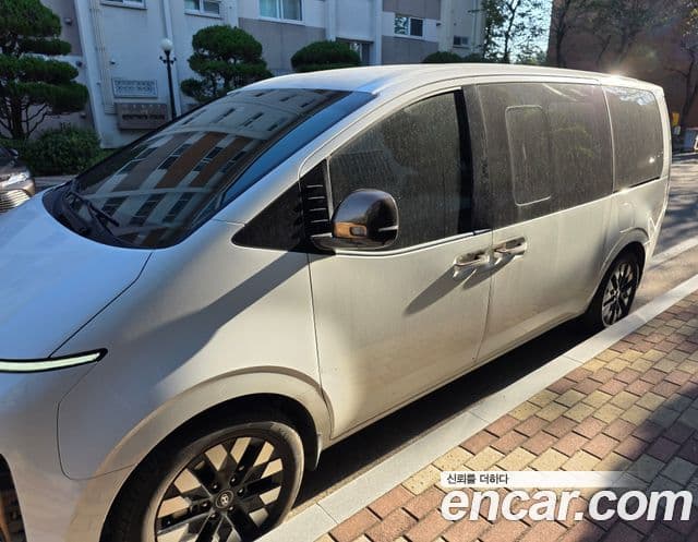 Staria HEV 1.6 Lounge 7 locuri