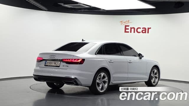 A4 40 TFSI Premium
