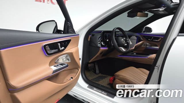 Clasa E E300 4MATIC AMG Line