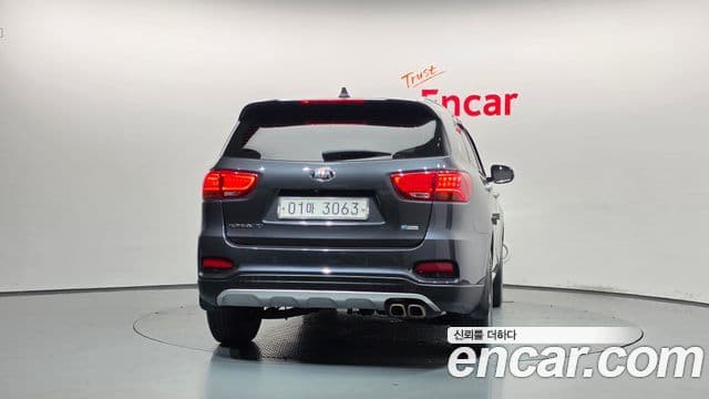 Sorento Motorină 2.0 2WD