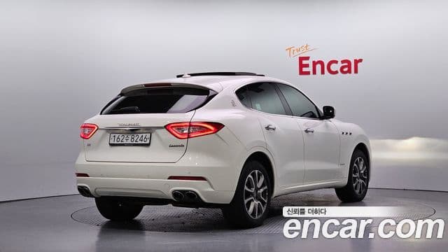 3.0 Motorină AWD Gran Lusso