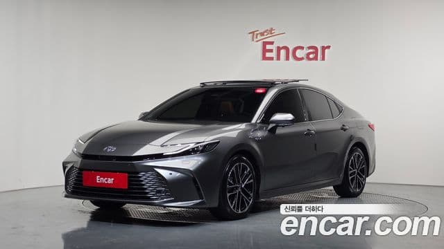 2.5 XLE Premium Hybrid